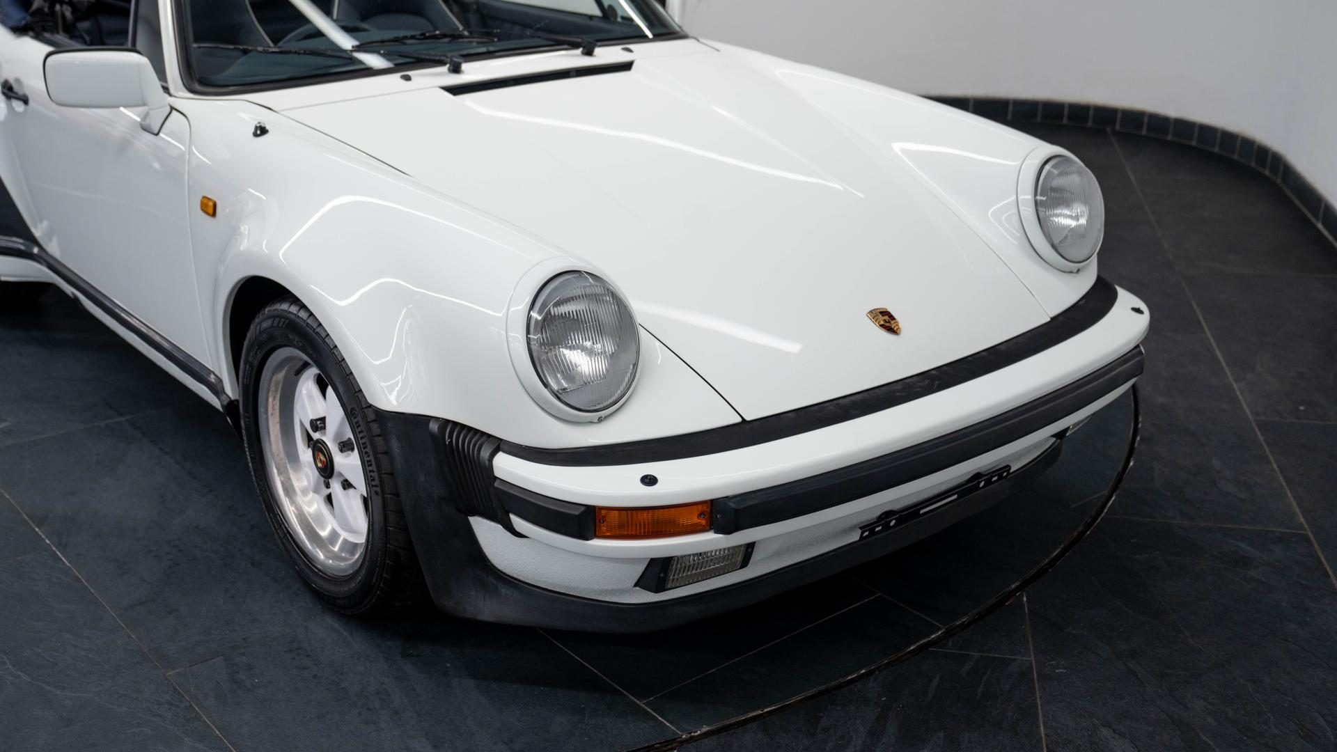 Porsche 911 Carrera Photo f4af0971-7918-4cbb-8a81-2d9b3109f7de.jpg