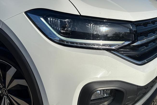 VOLKSWAGEN T-Cross Photo 17