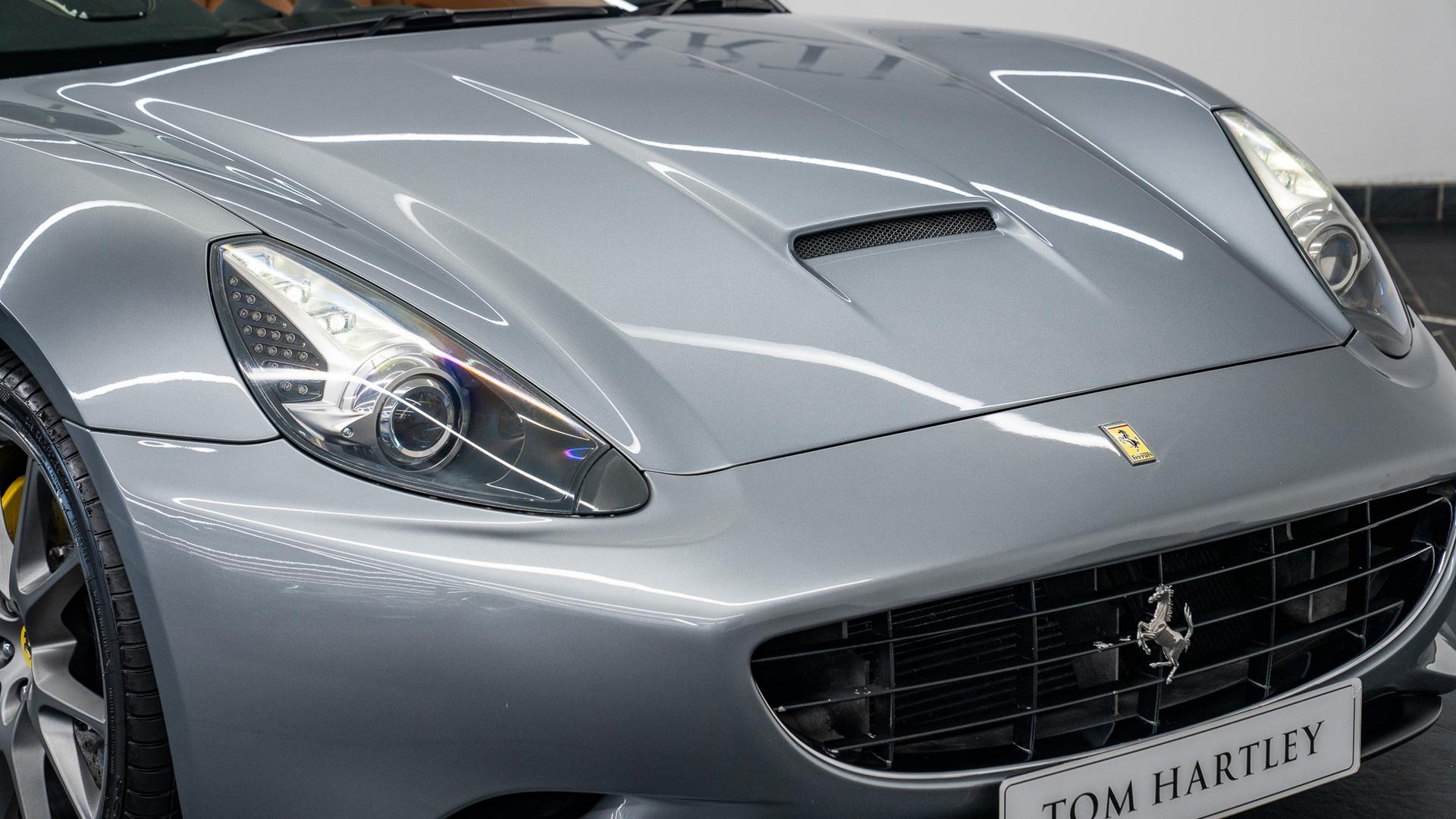 Ferrari California Photo f4c7adcd-6bbb-4142-9103-d405f5375104.jpg