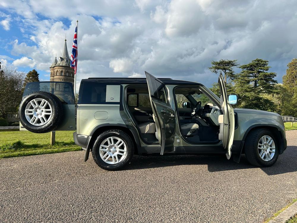 Used Land Rover Defender 110 LB21APX 7