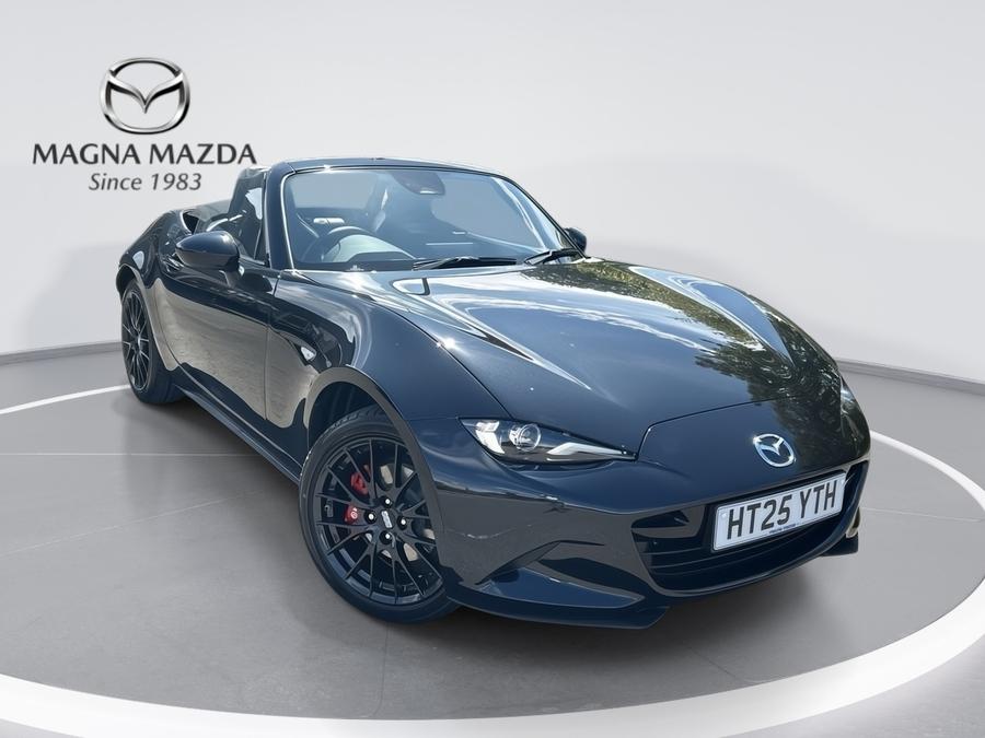 Mazda MX-5 Photo f4e982f7-3f75-4d51-a785-1322befb8359.jpg