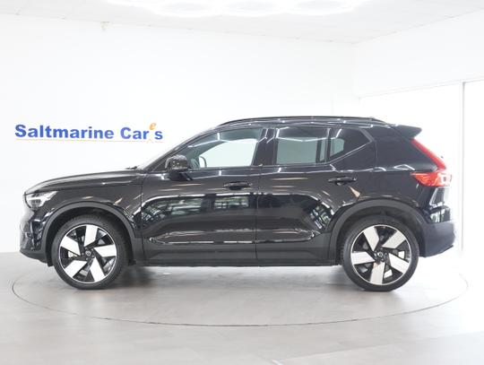 Volvo XC40 Photo f4f3aae2-865b-4c7e-8636-87aeac5d3cf4.jpg