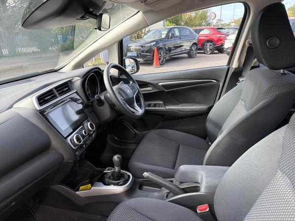 Honda Jazz Photo 1