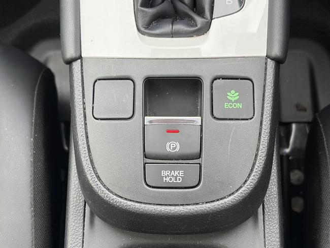 Honda Jazz Photo f5103cc7-dc8f-4b71-bb16-f925ded30d38.jpg