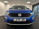Volkswagen T-Roc Photo 1