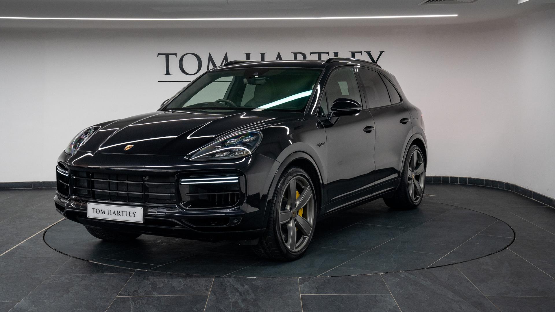 Porsche Cayenne Photo f529cd44-f601-4f5d-ae48-51c071769db4.jpg