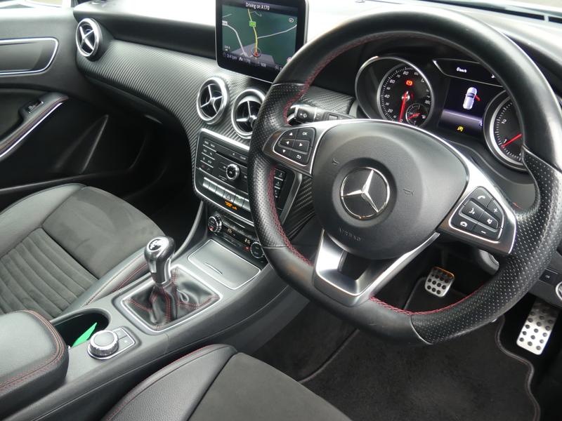Mercedes-Benz A Class Photo f52e95d5-7e78-46b9-bd84-20042890c89f.jpg