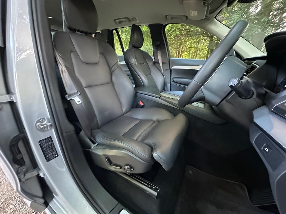 Used Volvo XC90 WF23THK 24
