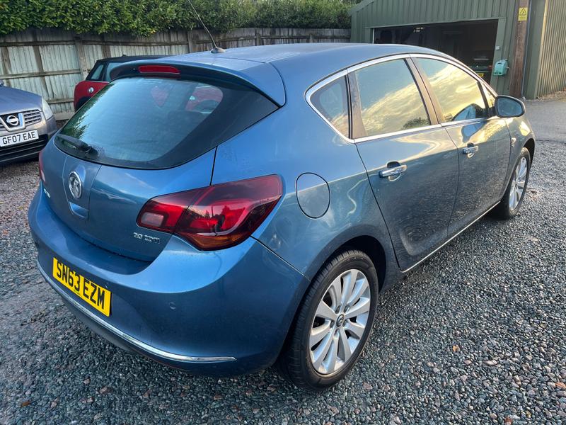 Used Vauxhall Astra SN63EZM 2