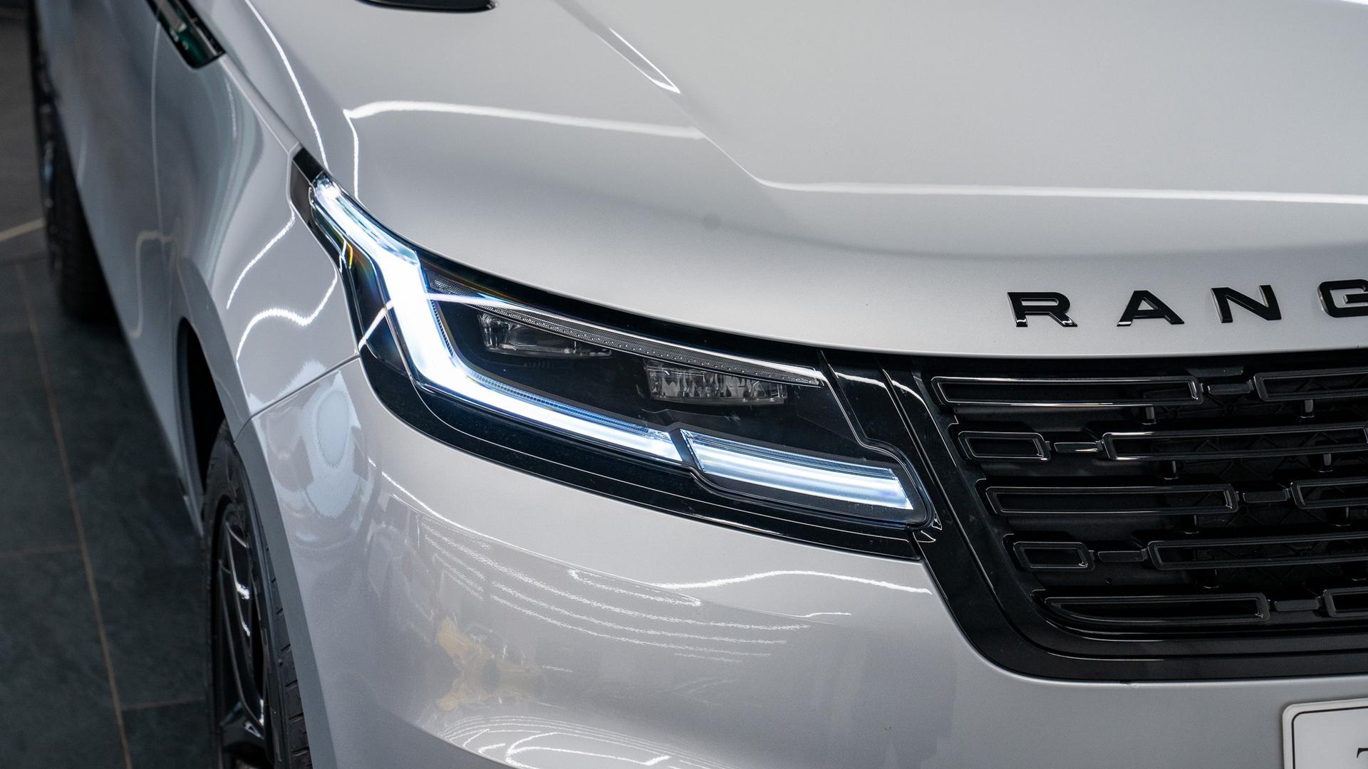 Land Rover Range Rover Velar Photo f55d008c-ac14-48c7-907d-18c51266fe11.jpg