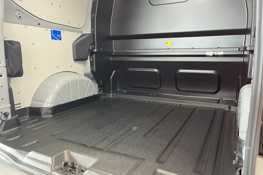 Used Ford TRANSIT CUSTOM L1DCIVSPORT3 6