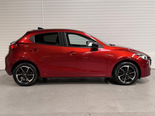 Mazda Mazda2 Photo f58c898b-f331-4295-9b4a-3ef219f16e0e.jpeg