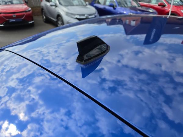 Renault Clio Photo 31