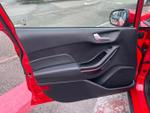 Ford Fiesta Photo 11