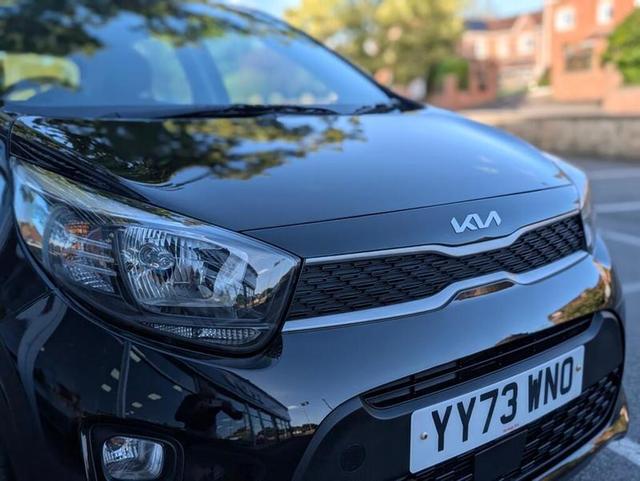 Kia Picanto Photo f59624b2-fe35-4fef-8f0f-954e08f03aad.jpg