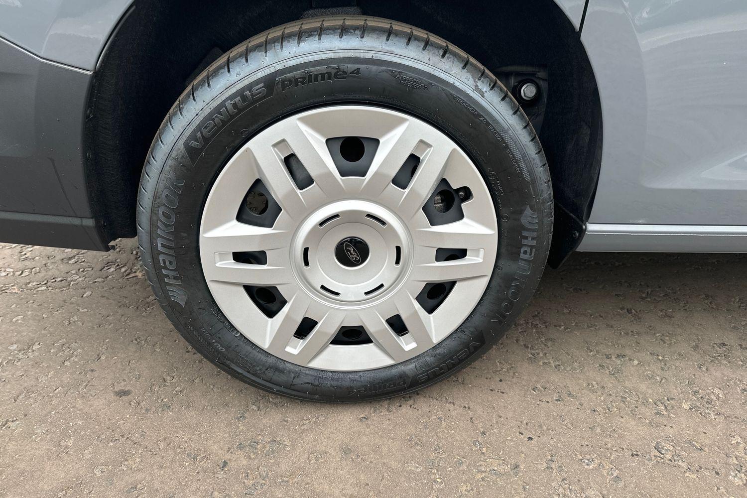 Ford TRANSIT CONNECT Photo 15