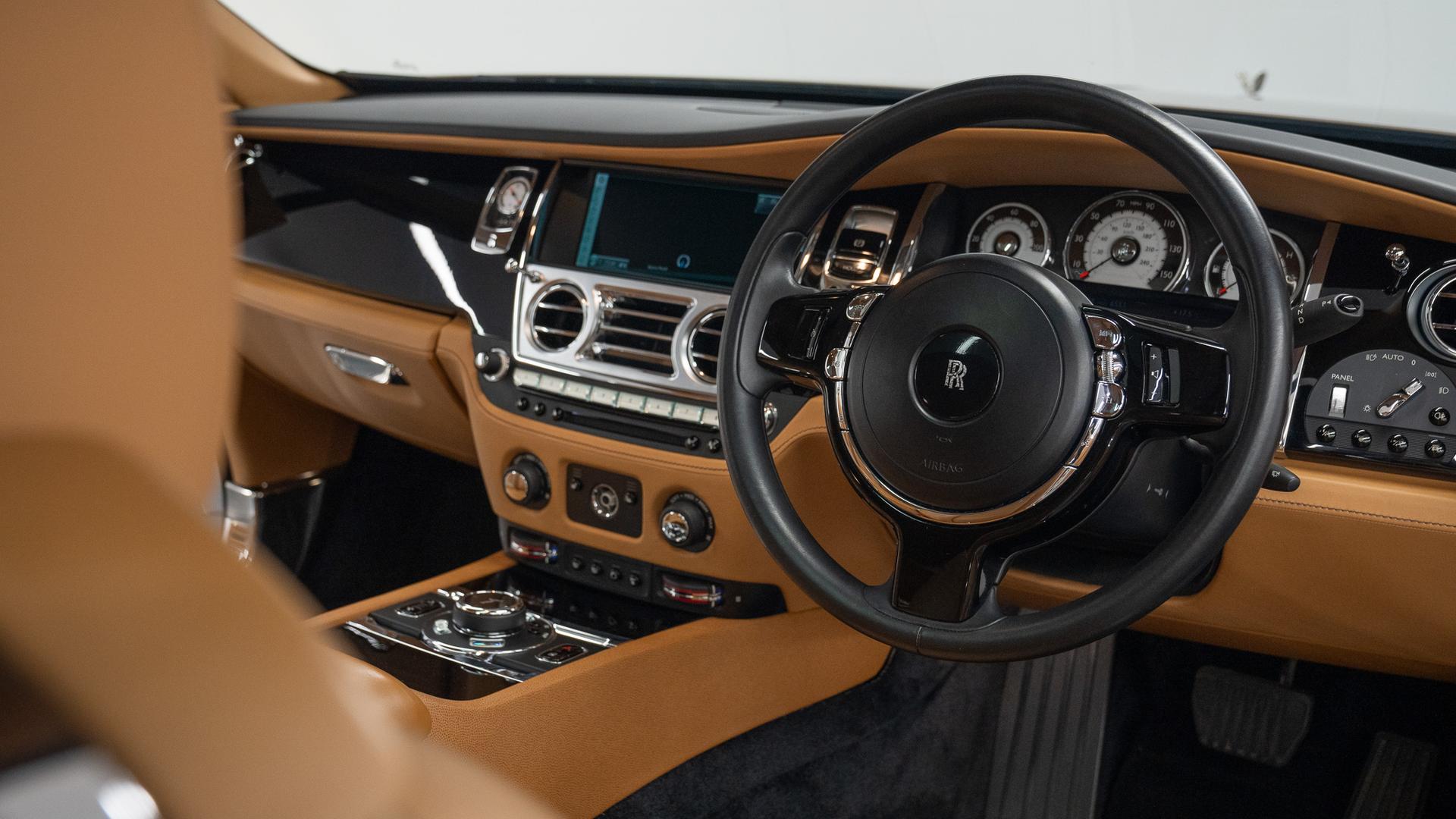 Rolls-Royce Wraith Photo f5a97a89-2276-4c59-a86d-0dd2765af62e.jpg