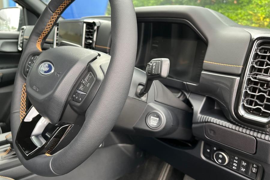 Ford RANGER Photo f5b02de1-e4be-4b07-9070-ffe84182d235.jpg