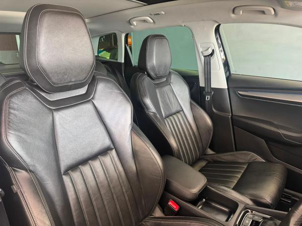Used Skoda Karoq WL67DXX 14
