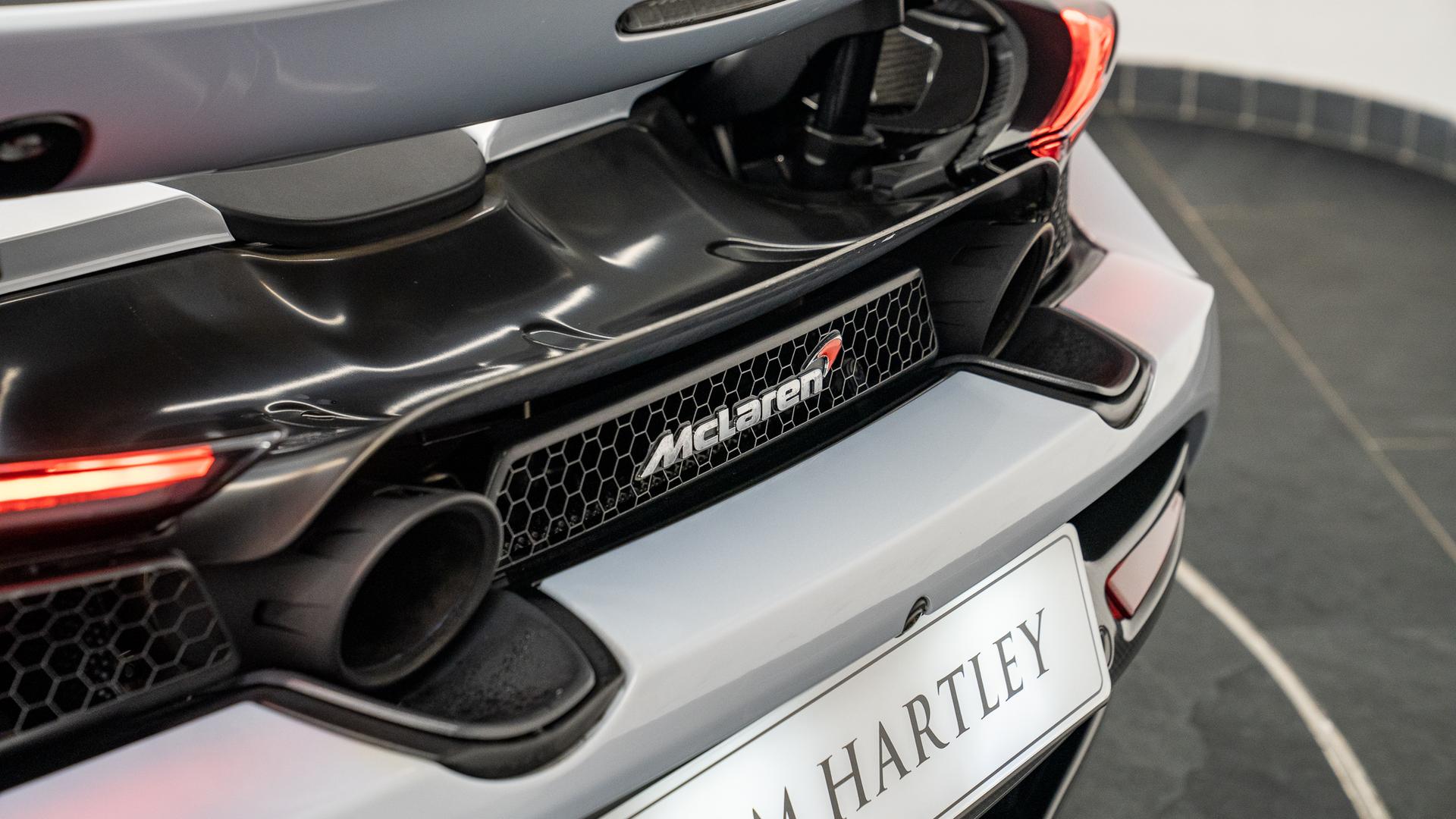 McLaren 720S Photo f5c9a73d-0a35-4fba-b68b-659ef42b53f0.jpg