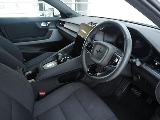 Polestar Polestar 2 Photo f5cbf920-1067-459f-bf31-61be7f40e825.jpg