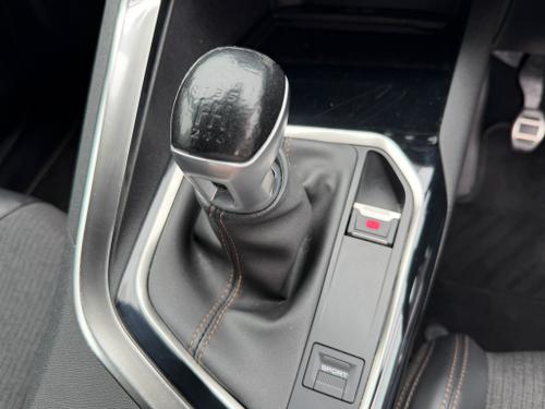 Peugeot 3008 Photo f5d86418-cd62-414a-bb14-e5eb74848299.jpeg