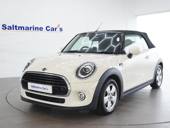 MINI Convertible Photo f5da2354-4c06-41ad-9787-4d7ceff2637a.jpg