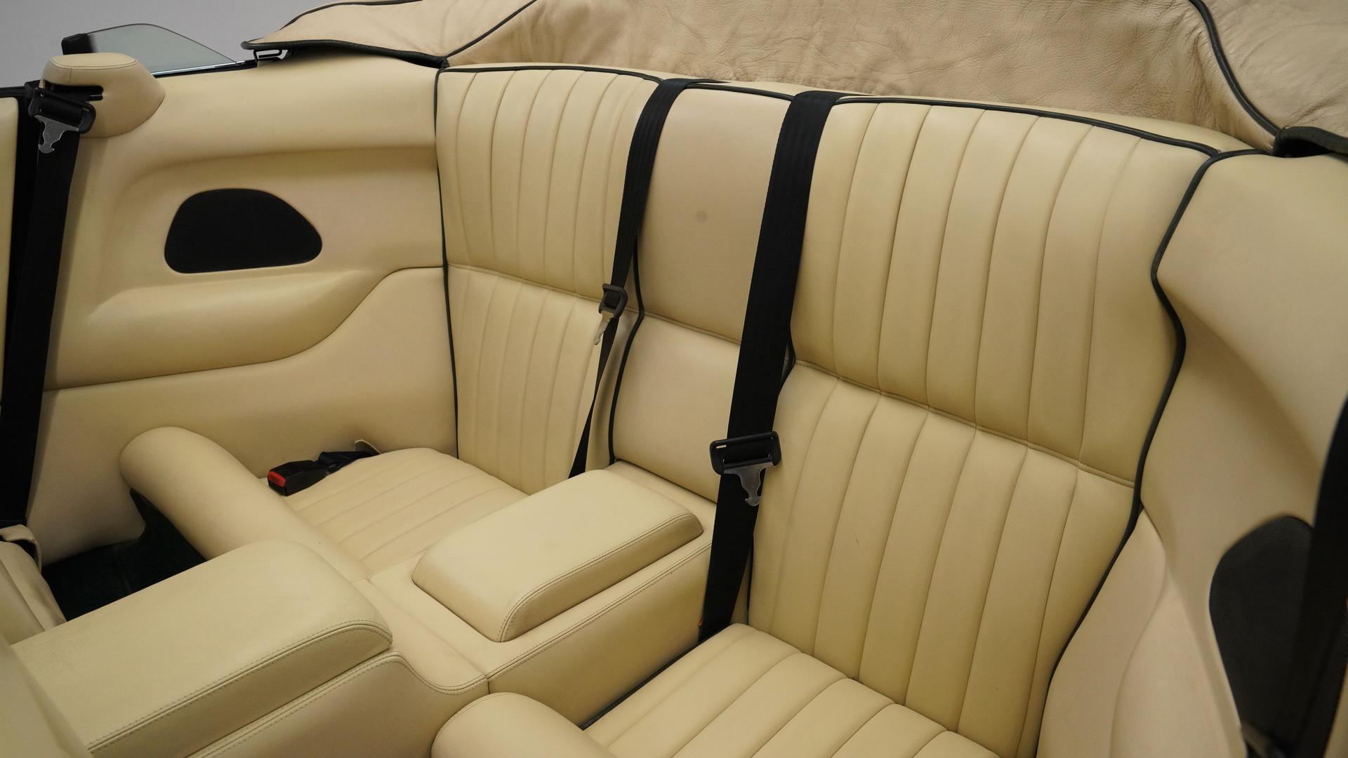 Aston Martin Virage Photo f5dc9959-987f-430f-b57b-5cdf556d8420.jpg