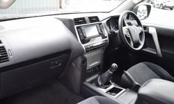Toyota LAND CRUISER Photo 10