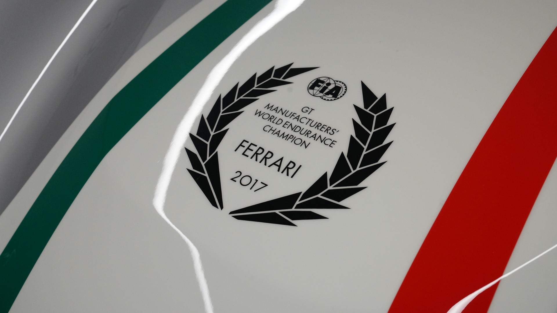 Ferrari 488 Pista Photo f5e4e2d9-6935-4a73-957b-07a3c0144e5f.jpg