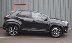Toyota YARIS CROSS Photo 1