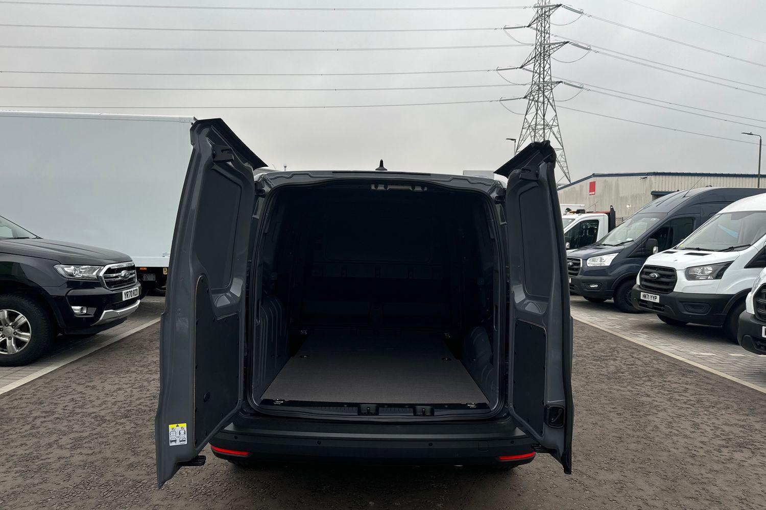 Ford TRANSIT CONNECT Photo 6