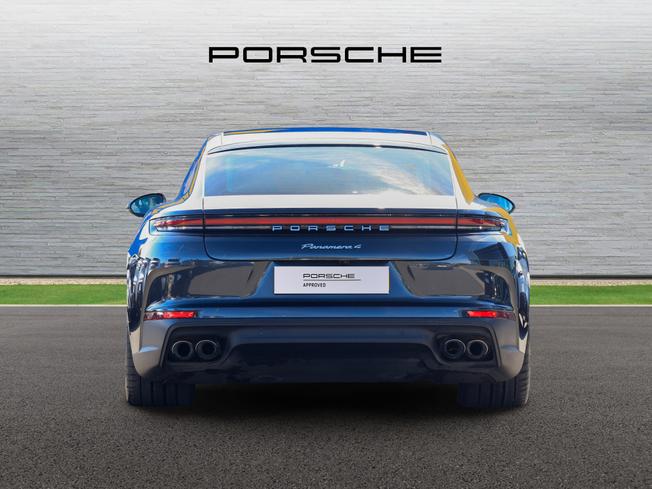 PORSCHE Panamera Photo 7
