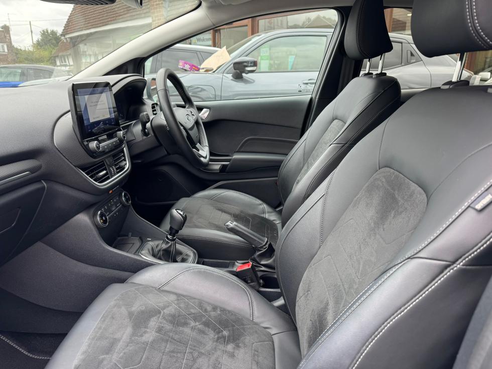 Ford Fiesta Photo f605e11c-795e-4cf5-a3e7-0c0859f8c881.JPEG
