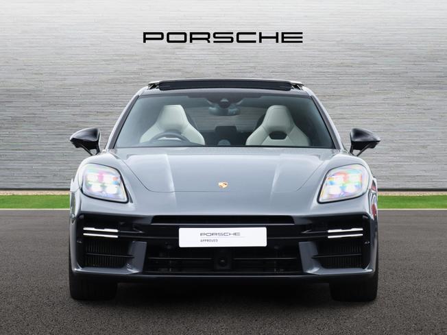 PORSCHE Panamera Photo 5