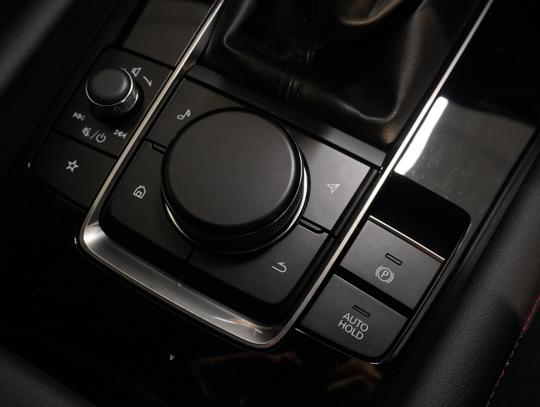 Mazda 3 Photo f60f7fee-faed-41d0-9c49-181e9a440755.jpg