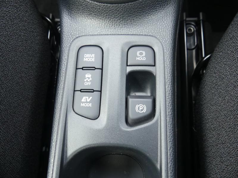 Toyota Aygo X Photo f61d399e-bb04-46f1-bf5c-78559f69a847.jpg