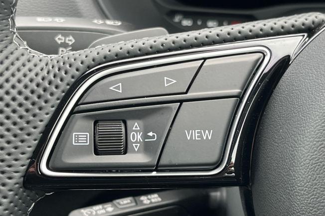 AUDI Q2 Photo 16