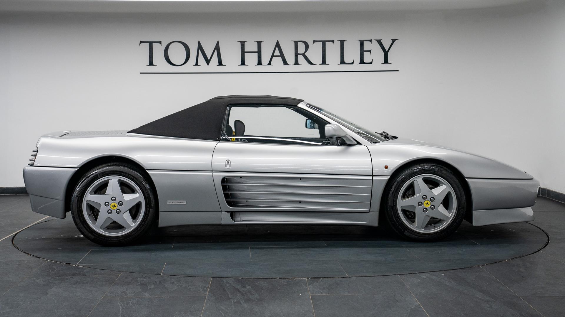 Ferrari 348 Photo f6282ee6-9e0b-4082-bc07-5abd9ef1ab1e.jpg