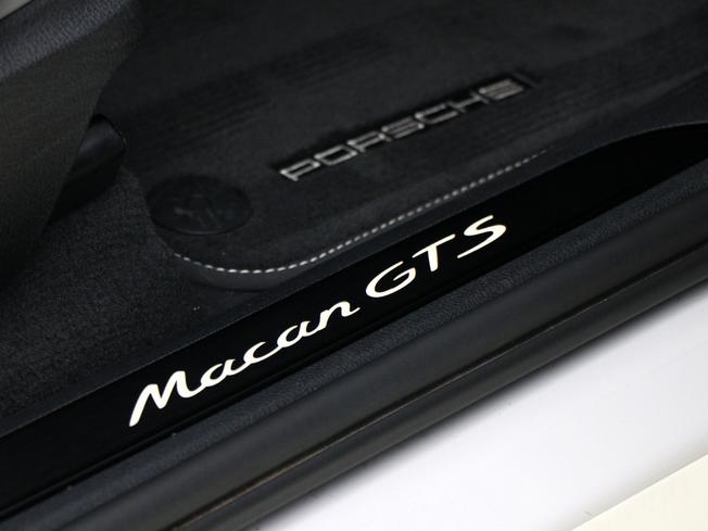 Porsche Macan Photo 40