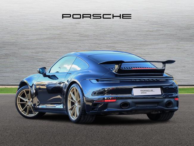 PORSCHE 911 Photo 2