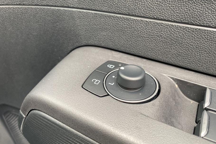 Used Ford TRANSIT COURIER COURIERLIM18 25