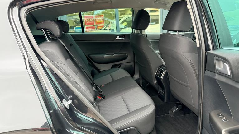Used Kia Sportage RV71UJD 6