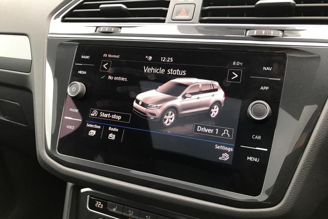 VOLKSWAGEN Tiguan Photo 34