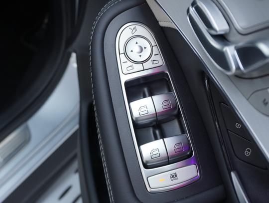 Mercedes-Benz GLC Photo f64f44ea-b912-49f9-80df-039a8f253831.jpg