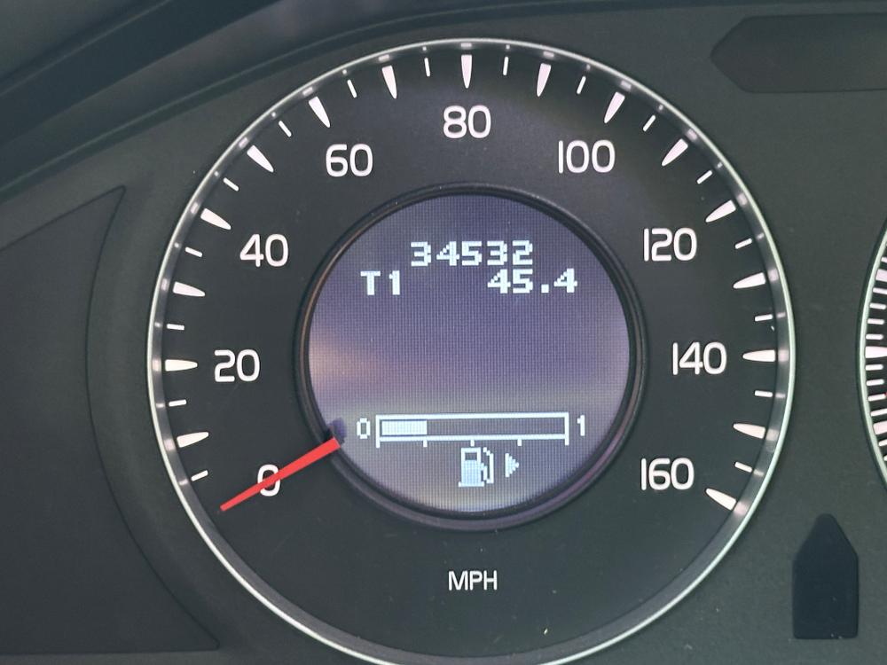 Used Volvo V70 LF10BCO 25