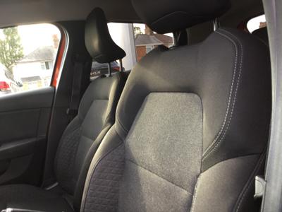 Renault Clio Photo 22