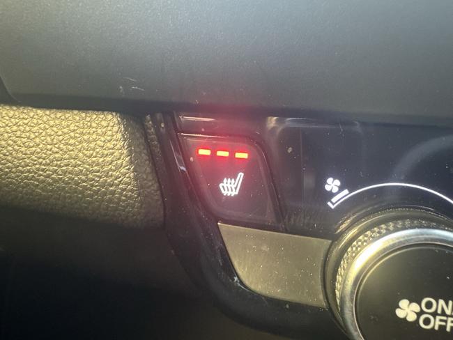 Honda Jazz Photo f65bbace-f4e8-48c1-b51b-7d341b1972a1.jpg