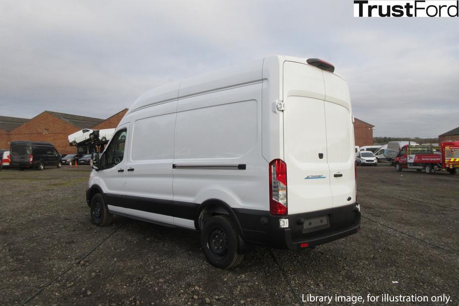 Used Ford E-TRANSIT 2