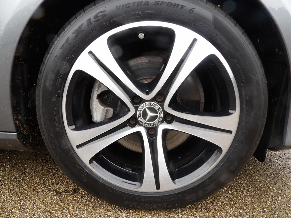 Used Mercedes-Benz E Class KR17VRD 14